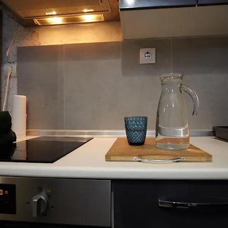 Stylish Kosher Oasis Near The Airport And Beach Διαμέρισμα *